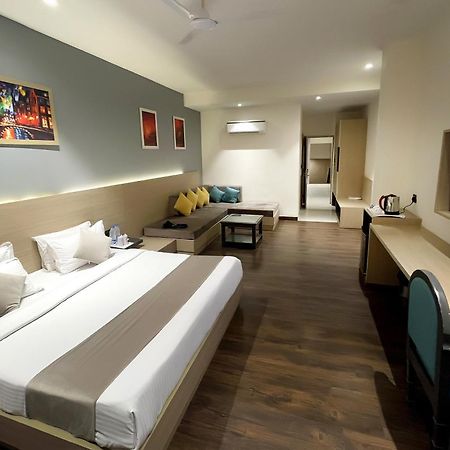 Hotel Classic Residency Kālka 외부 사진
