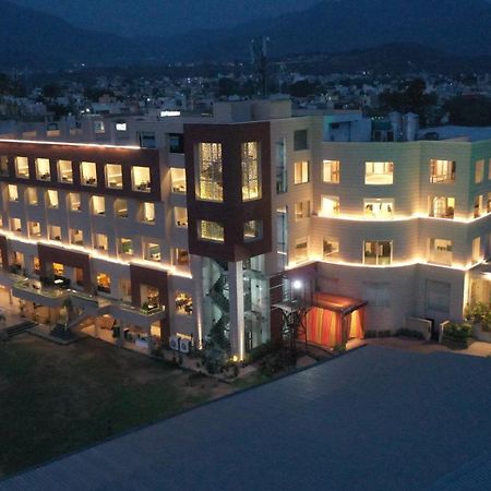 Hotel Classic Residency Kālka 외부 사진